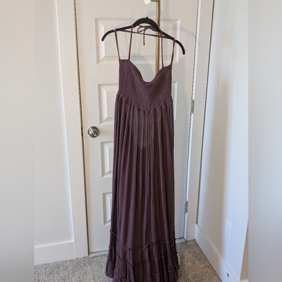Free People Plum Halter Smocked Maxi Dress Size XL - Picture 7 of 9